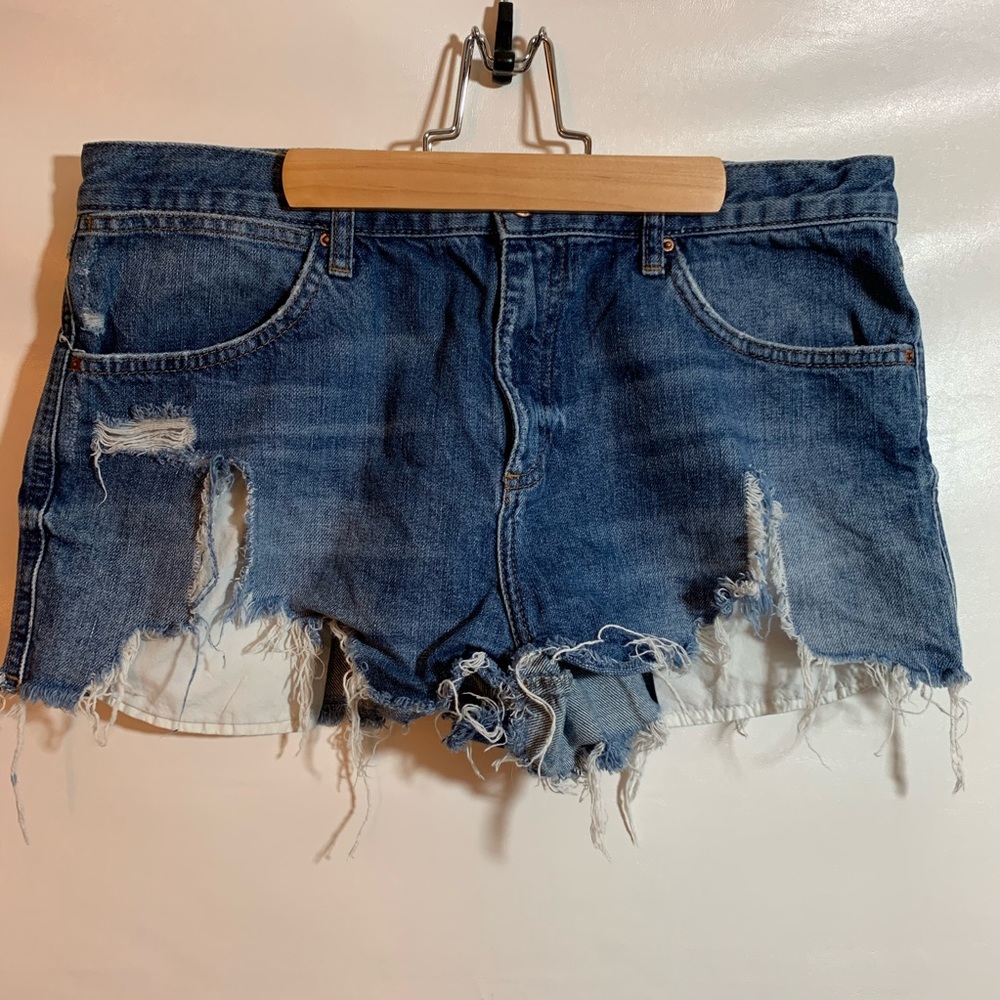 Top shop destroyed cut off denim shorts size 10
